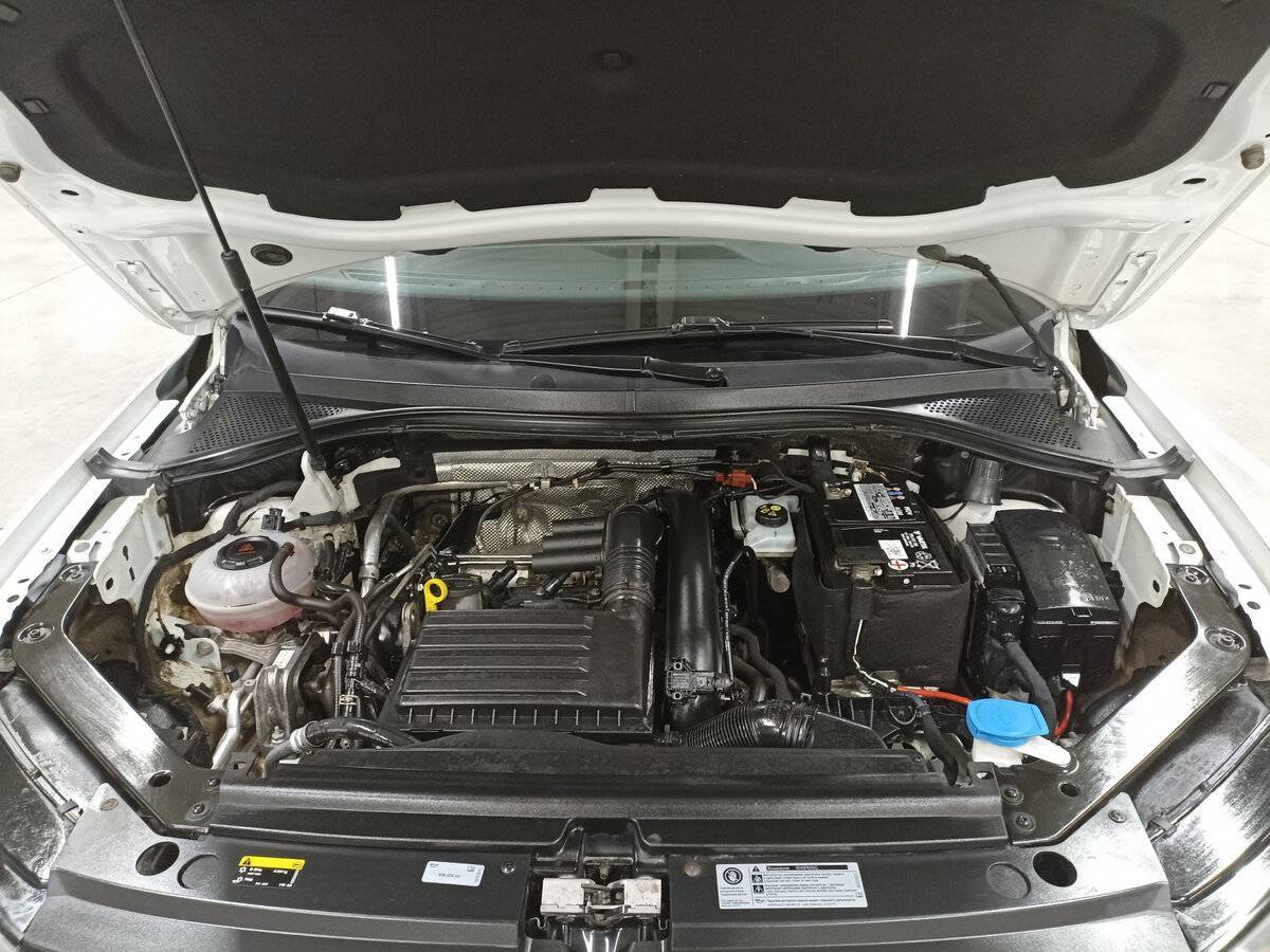 Купить Volkswagen Tiguan с пробегом. Фото: #8