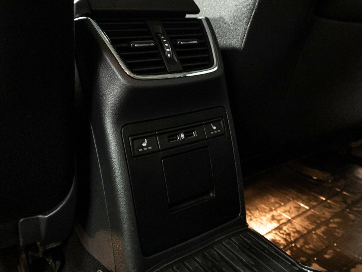 Купить Skoda Octavia с пробегом. Фото: #18