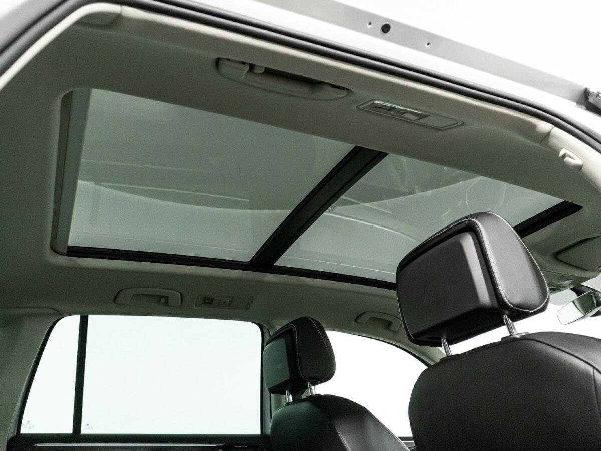 Купить Volkswagen Tiguan с пробегом. Фото: #19