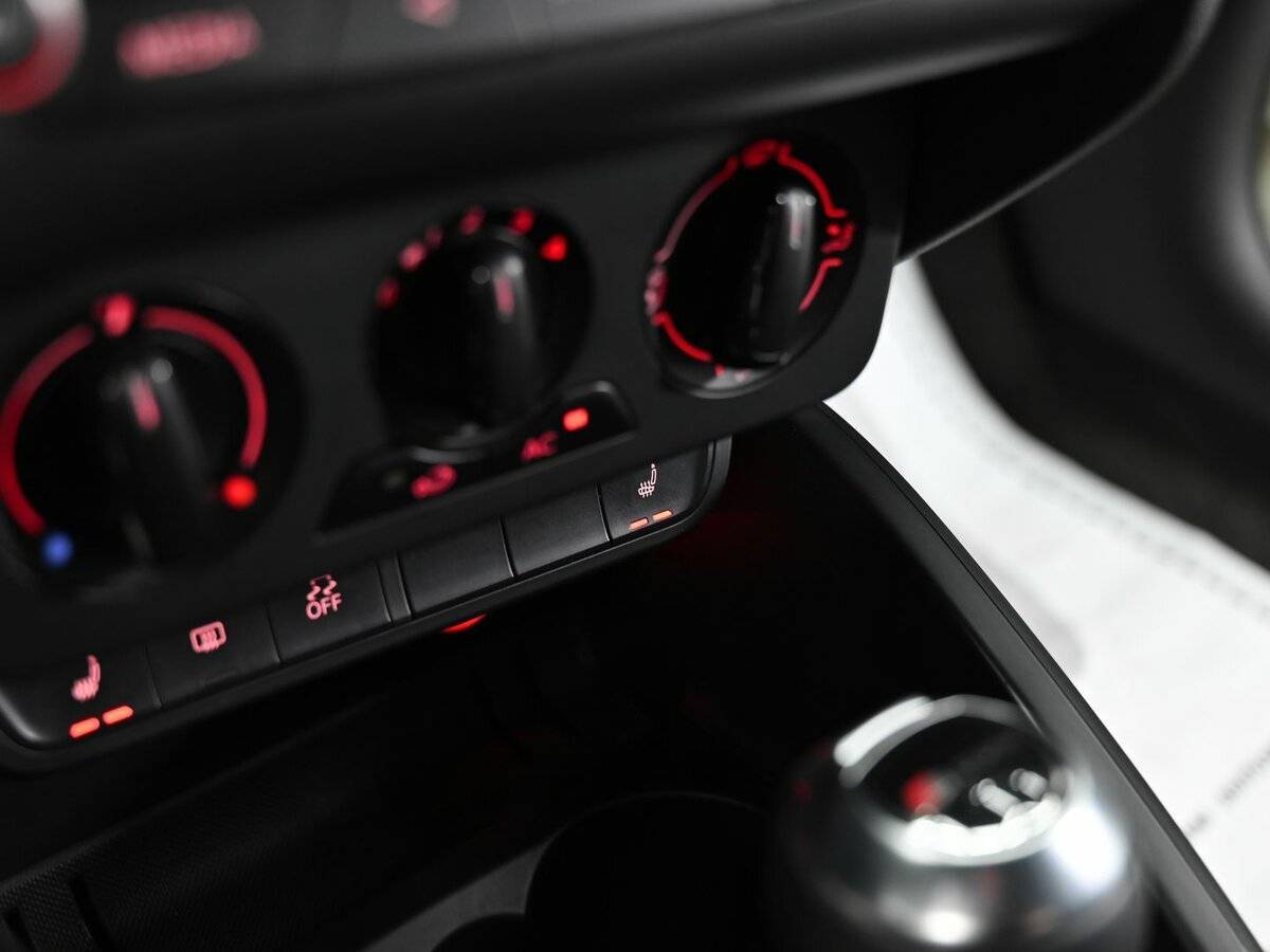 Купить Audi A1 с пробегом. Фото: #9