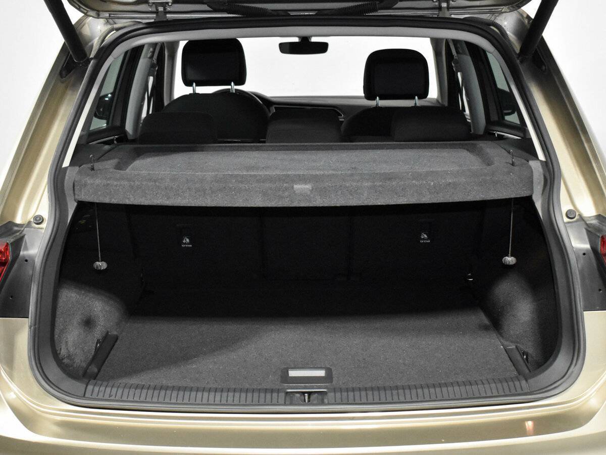 Купить Volkswagen Tiguan с пробегом. Фото: #21