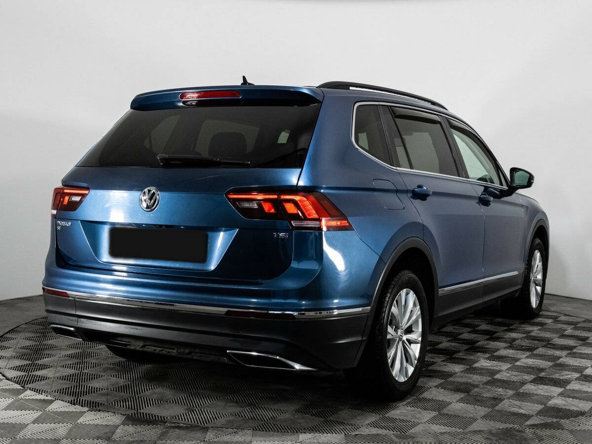 Купить Volkswagen Tiguan с пробегом. Фото: #4