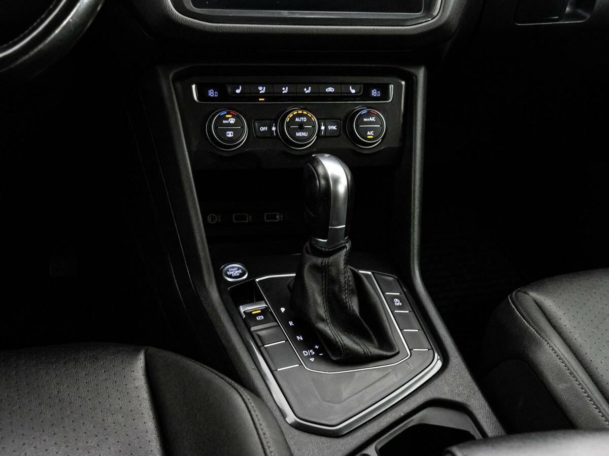 Купить Volkswagen Tiguan с пробегом. Фото: #13
