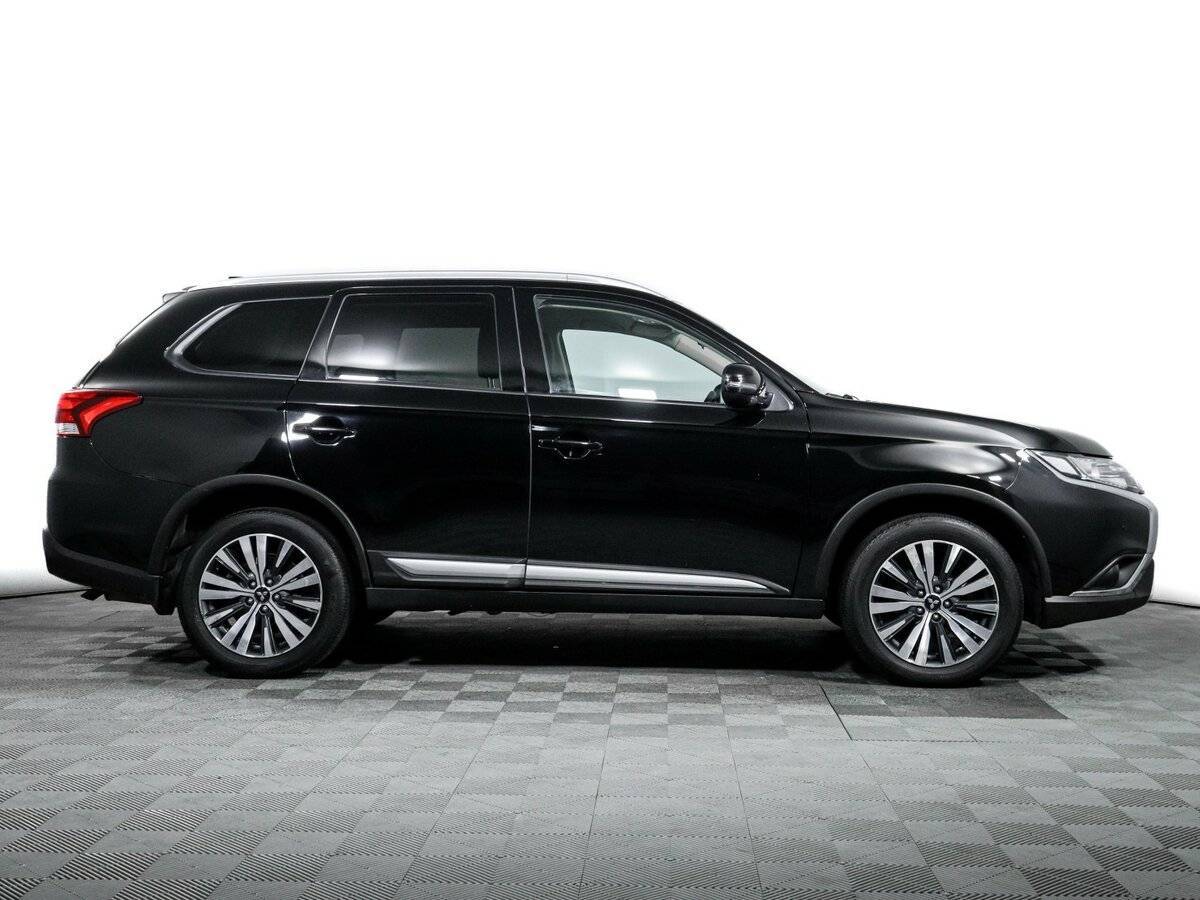 Купить Mitsubishi Outlander с пробегом. Фото: #3