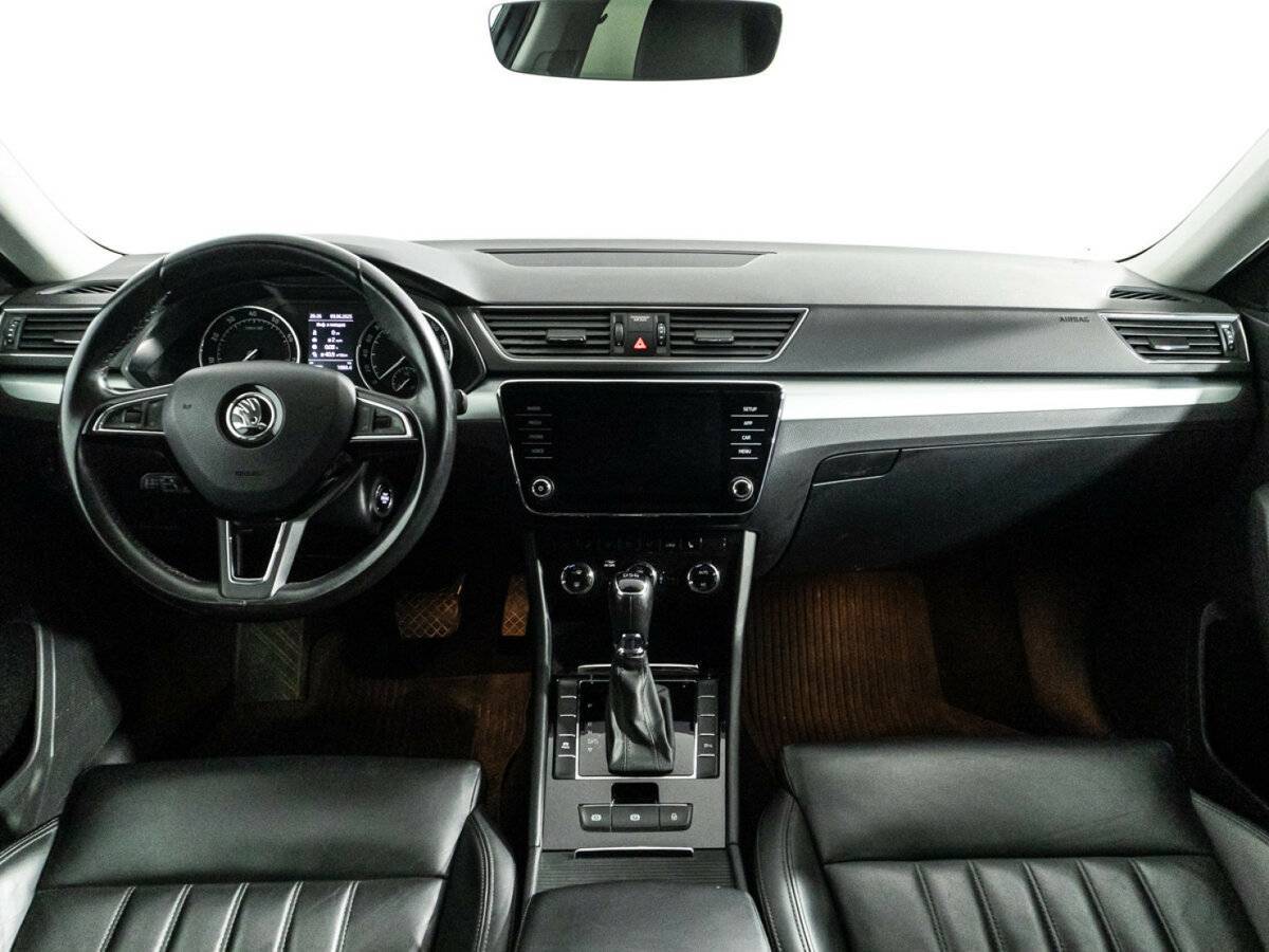 Купить Skoda Superb с пробегом. Фото: #12