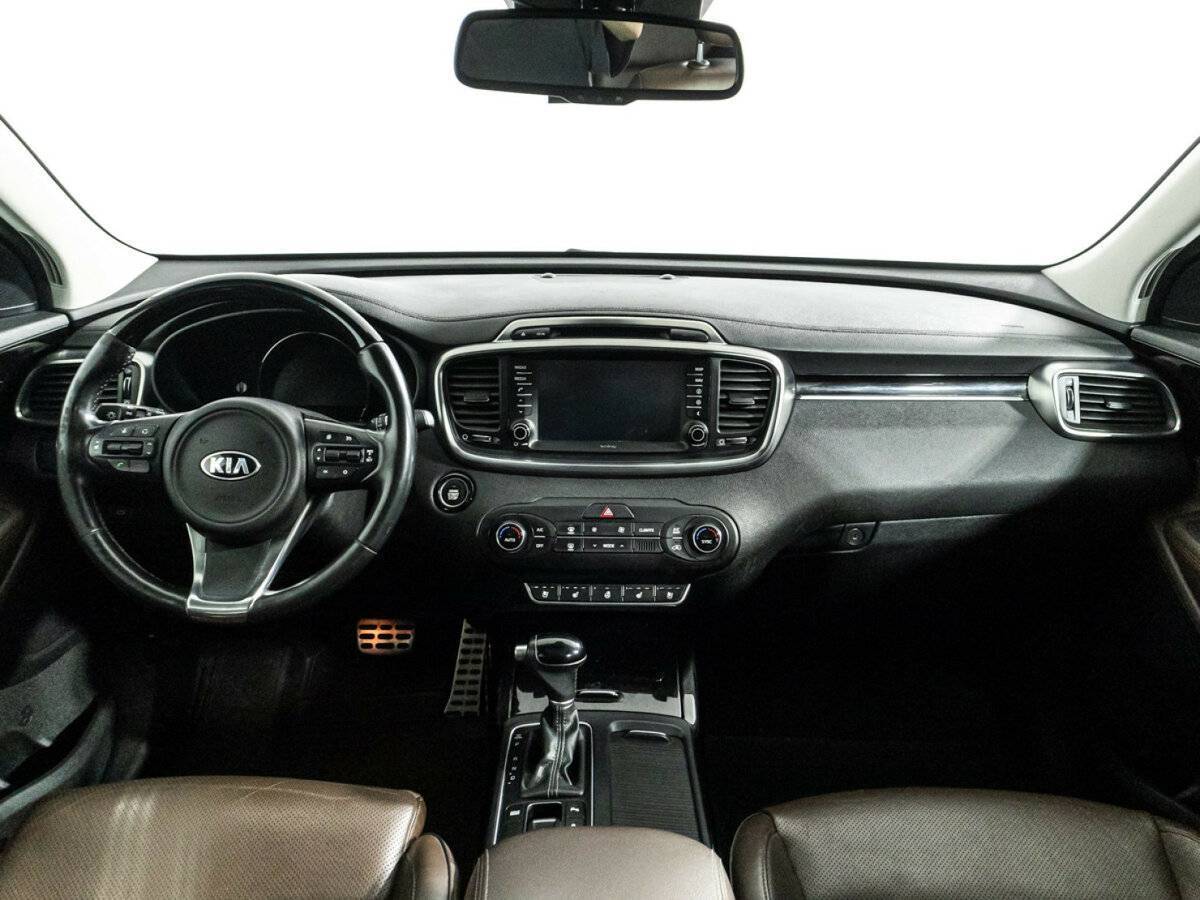 Купить Kia Sorento с пробегом. Фото: #12