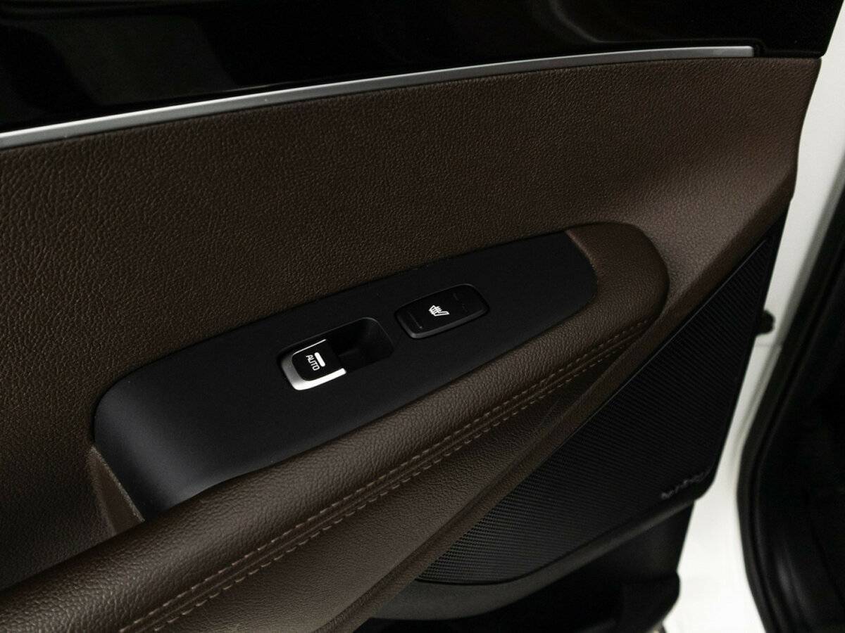 Купить Kia Sorento с пробегом. Фото: #27