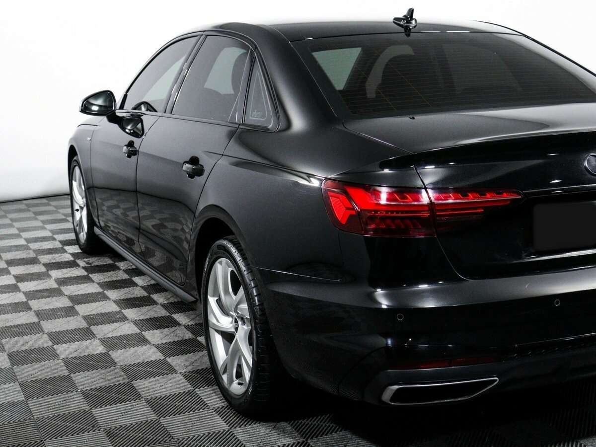 Купить Audi A4 с пробегом. Фото: #17