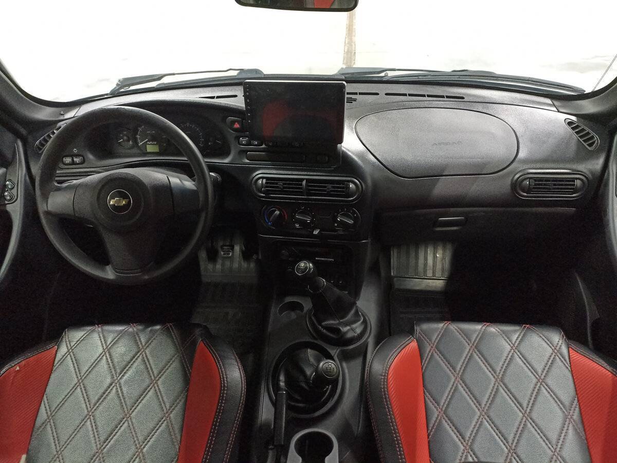 Купить Chevrolet Niva с пробегом. Фото: #13