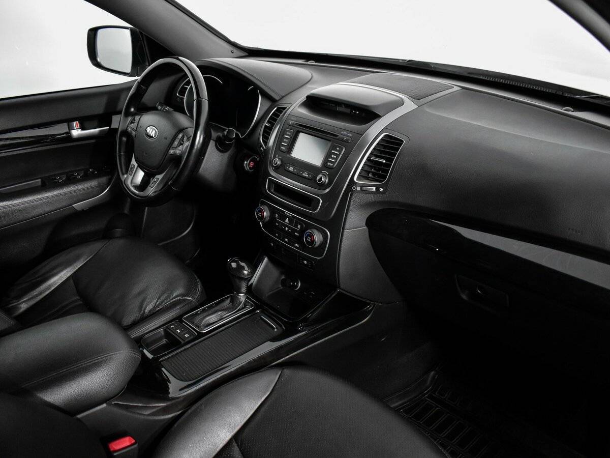 Купить Kia Sorento с пробегом. Фото: #15