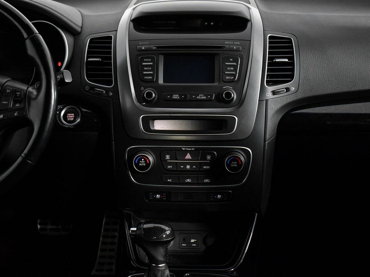 Купить Kia Sorento с пробегом. Фото: #17