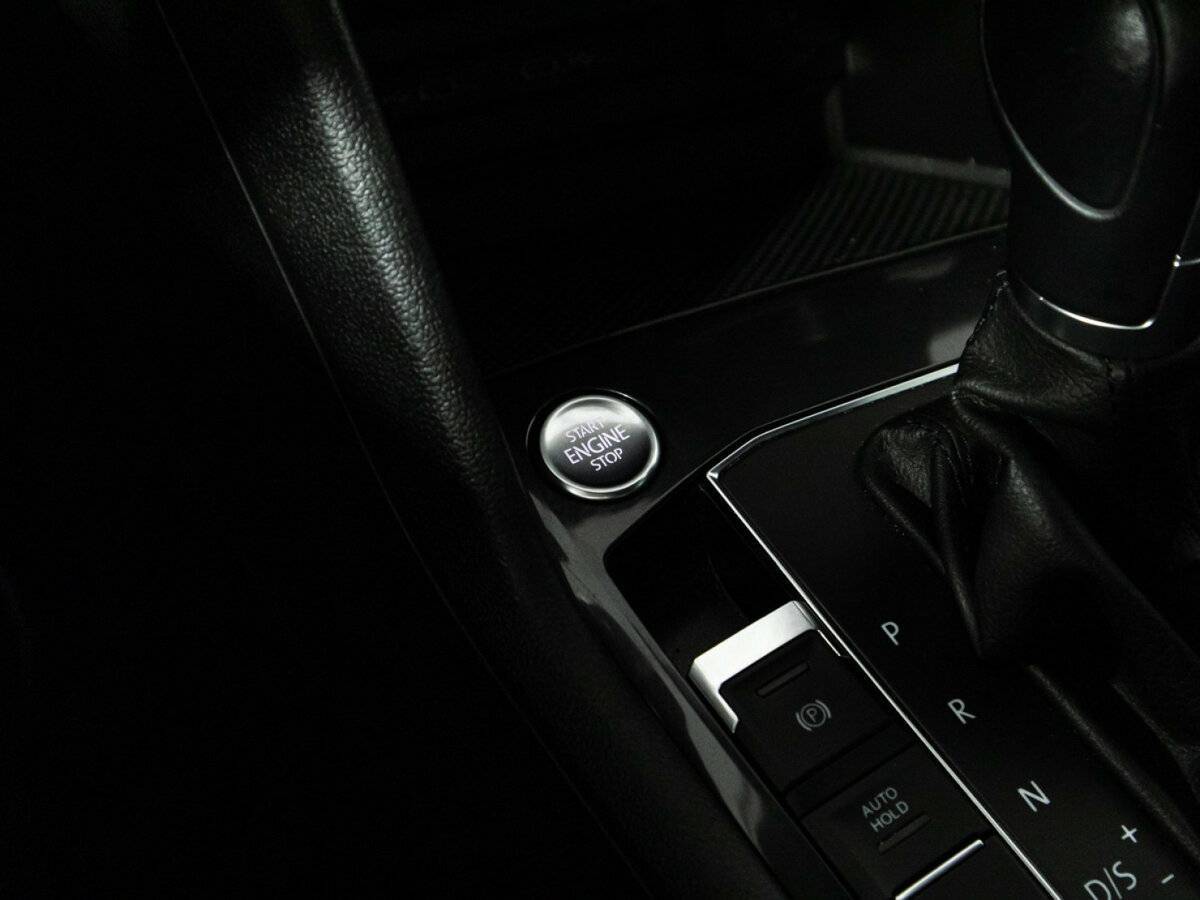 Купить Volkswagen Tiguan с пробегом. Фото: #24