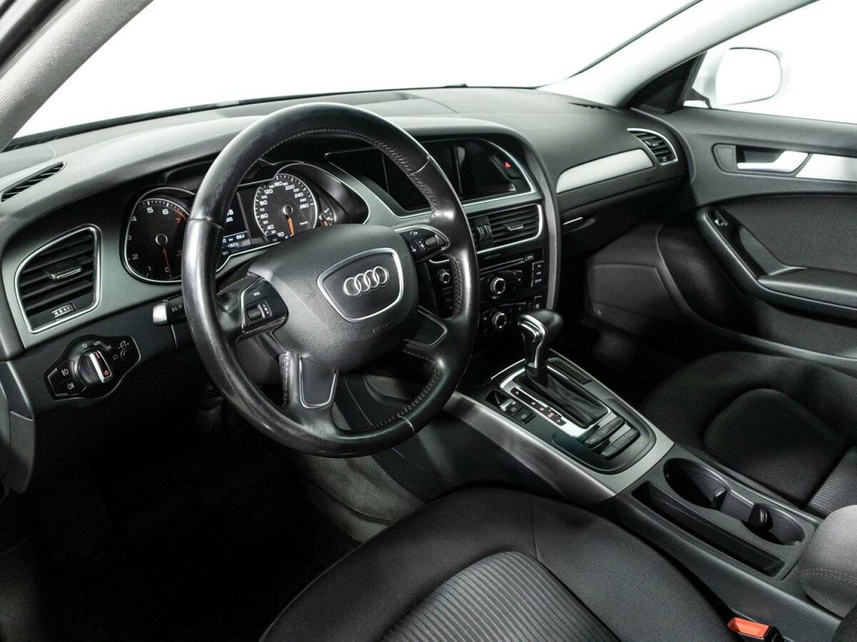 Купить Audi A4 с пробегом. Фото: #10