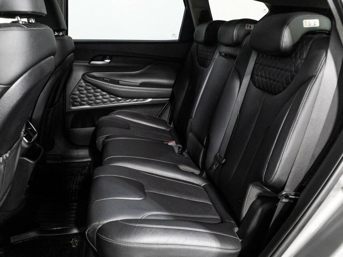 Купить Hyundai Santa Fe с пробегом. Фото: #9