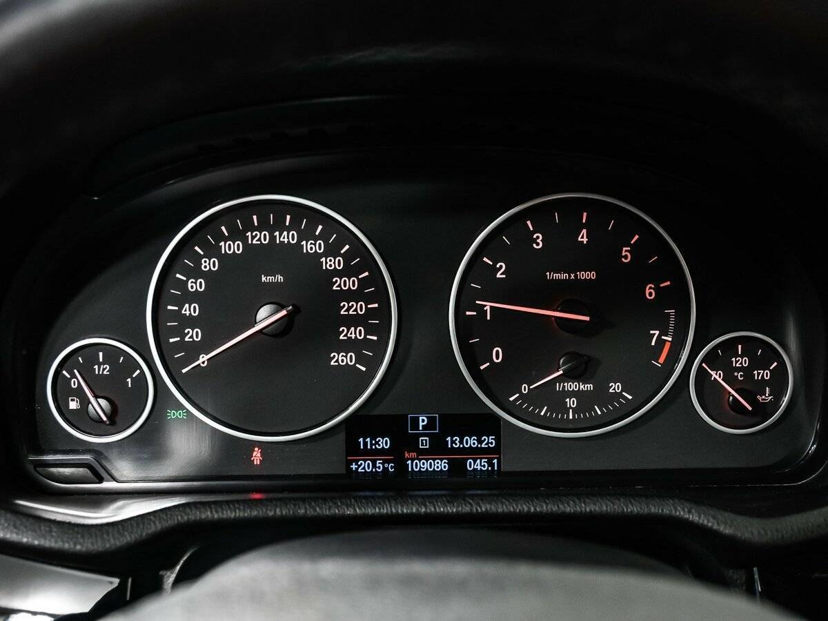 Купить BMW X3 с пробегом. Фото: #9