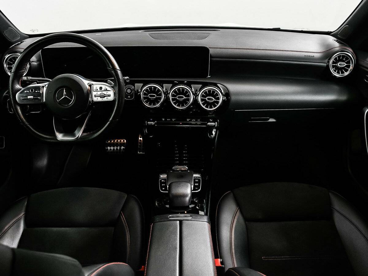 Купить Mercedes-Benz CLA с пробегом. Фото: #10