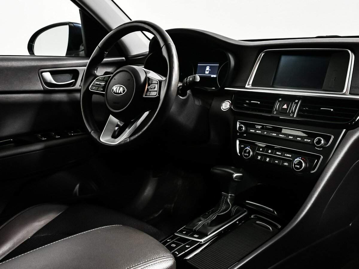 Купить Kia Optima с пробегом. Фото: #8