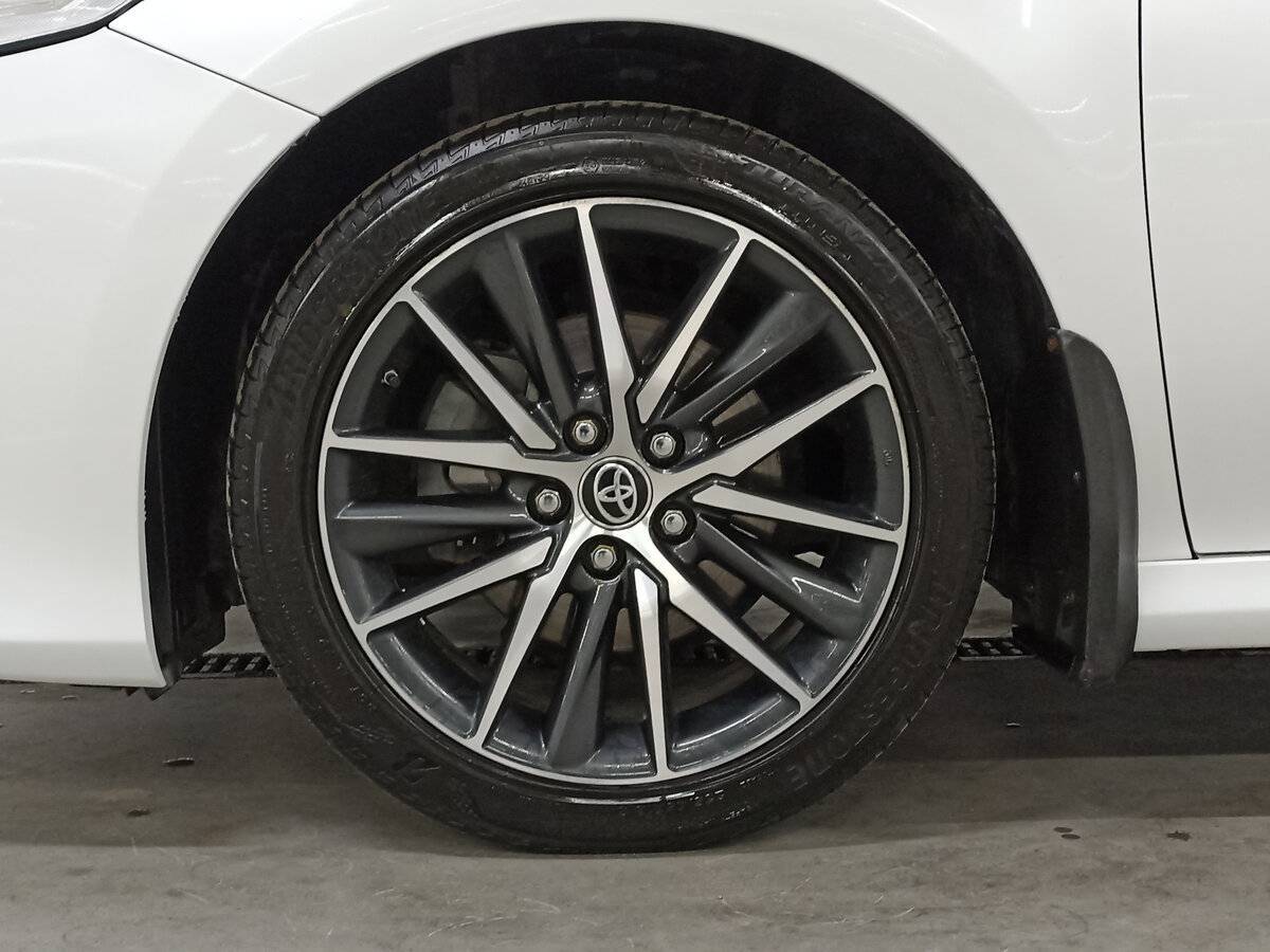 Купить Toyota Camry с пробегом. Фото: #17