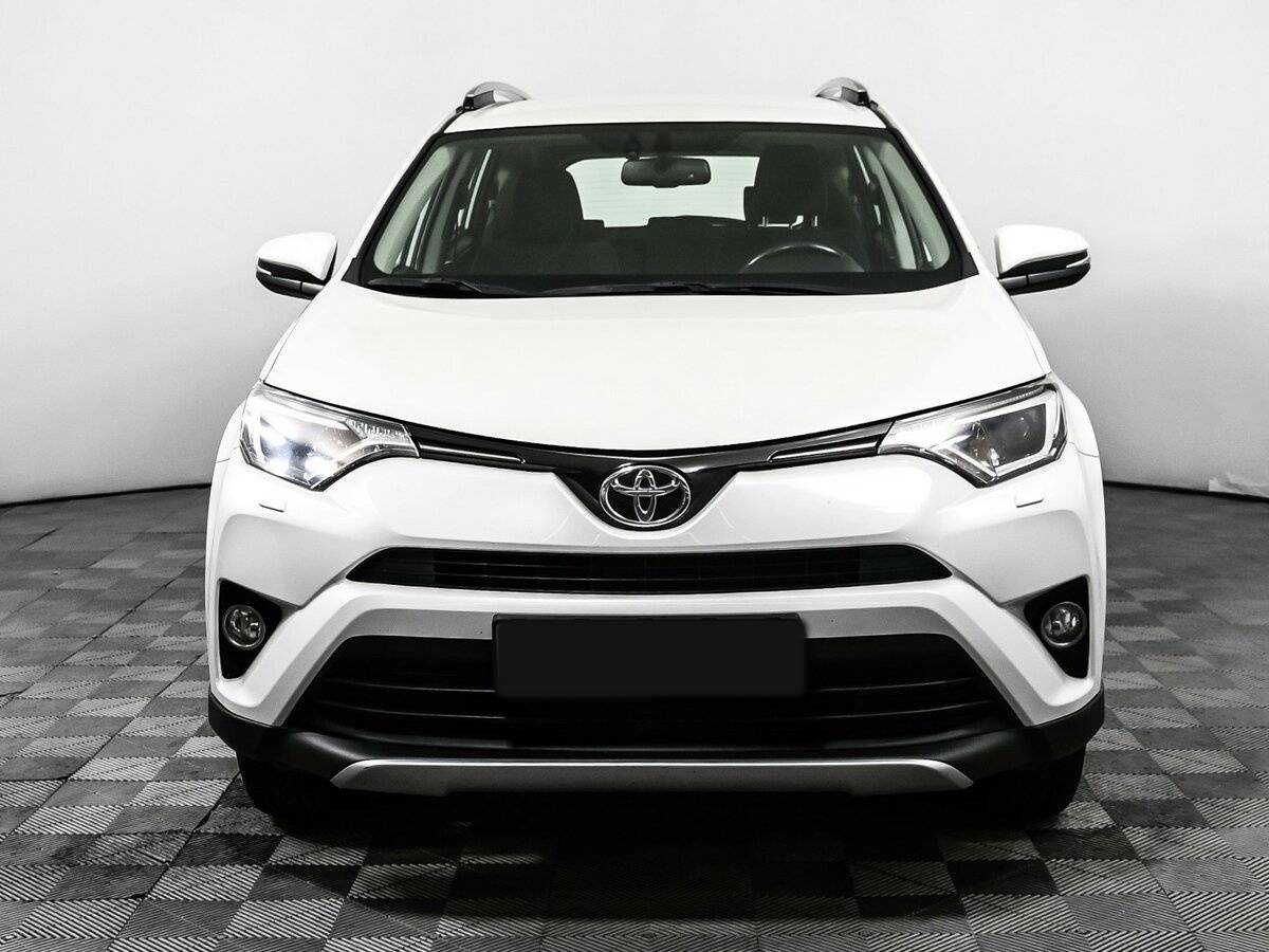 Купить Toyota RAV4 с пробегом. Фото: #1
