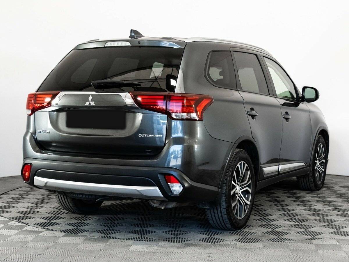 Купить Mitsubishi Outlander с пробегом. Фото: #4