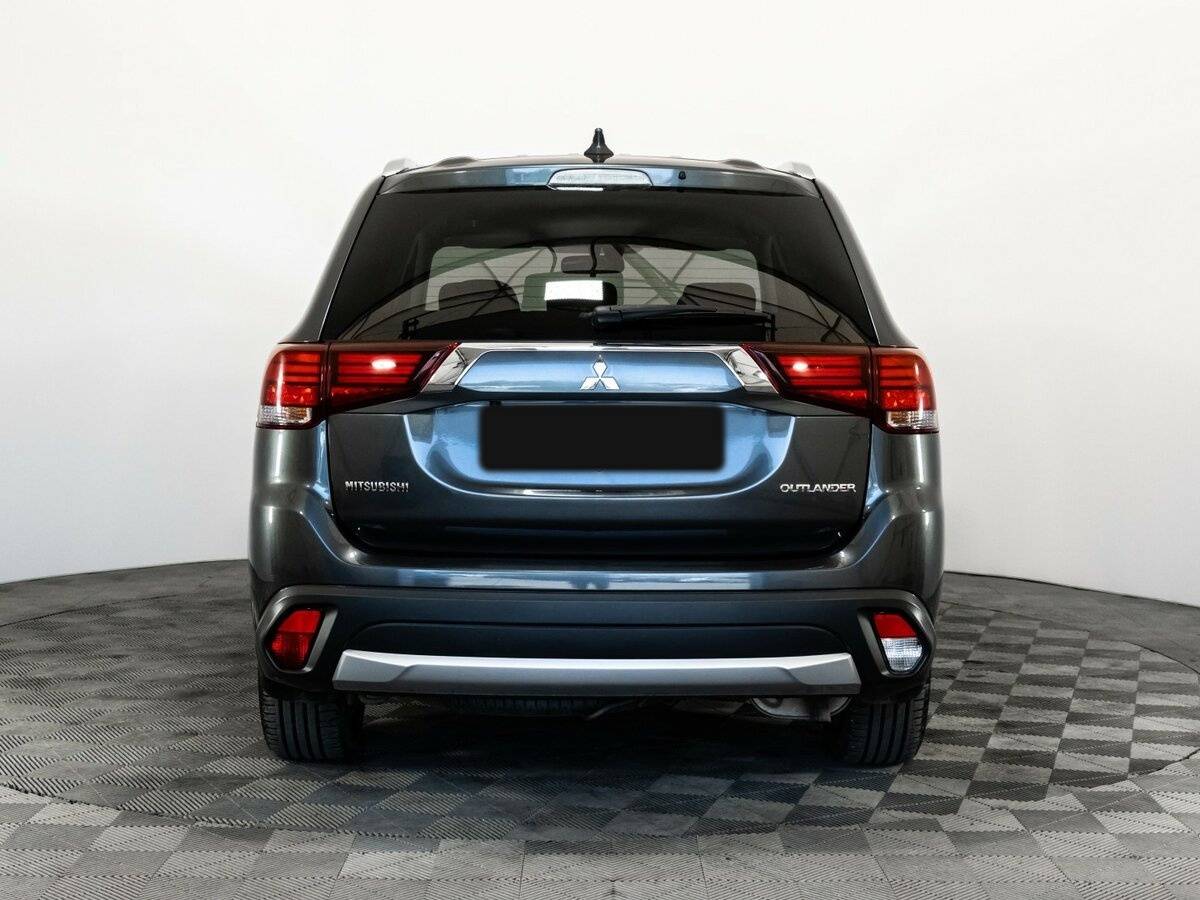 Купить Mitsubishi Outlander с пробегом. Фото: #5