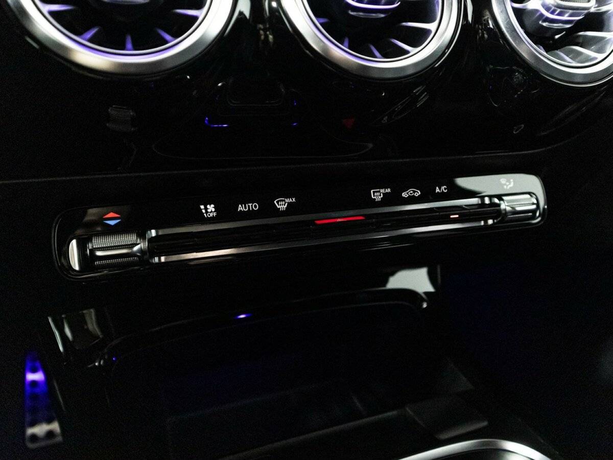 Купить Mercedes-Benz A-Класс с пробегом. Фото: #15