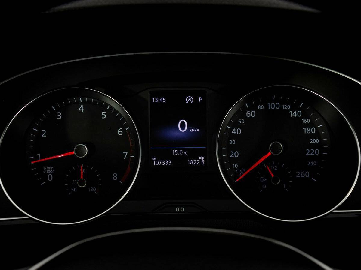 Купить Volkswagen Passat с пробегом. Фото: #21