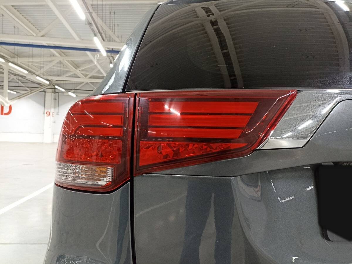 Купить Mitsubishi Outlander с пробегом. Фото: #8