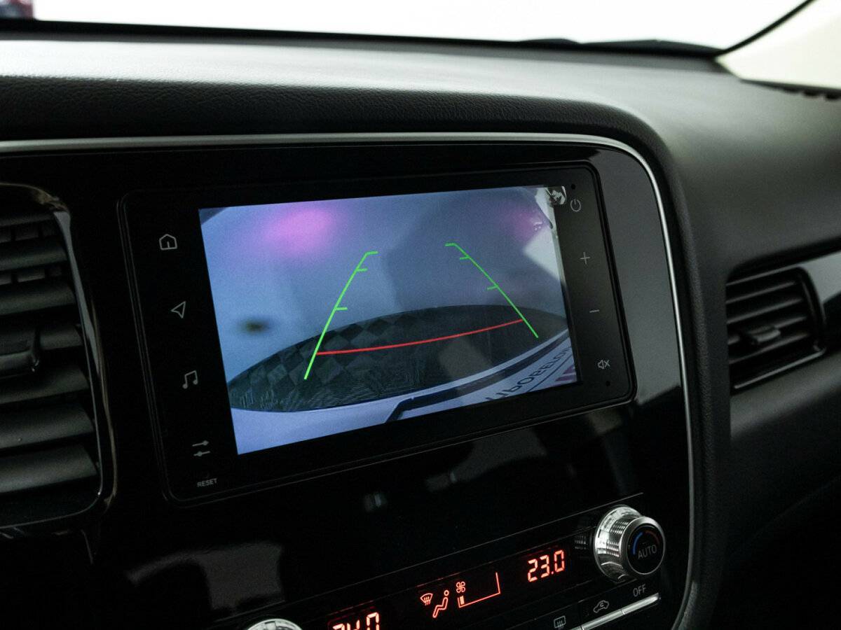 Купить Mitsubishi Outlander с пробегом. Фото: #16