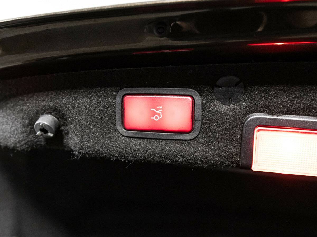 Купить Mercedes-Benz C-Класс с пробегом. Фото: #15