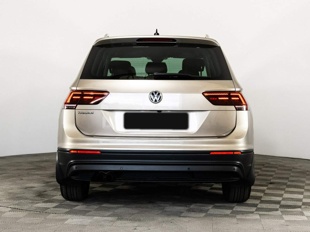 Купить Volkswagen Tiguan с пробегом. Фото: #5