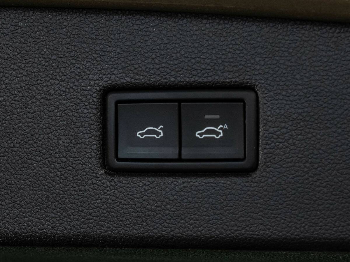 Купить Volkswagen Tiguan с пробегом. Фото: #22