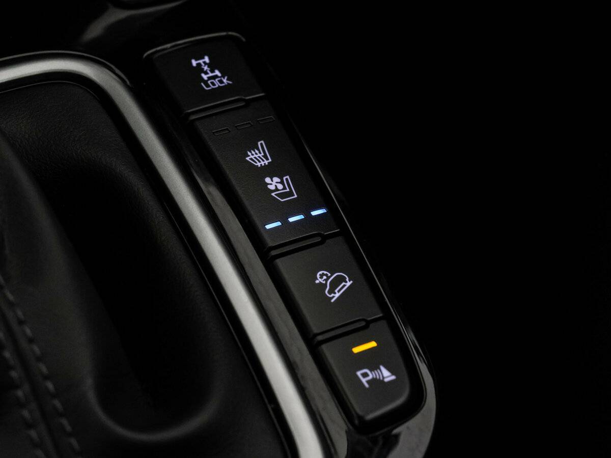 Купить Kia Seltos с пробегом. Фото: #22