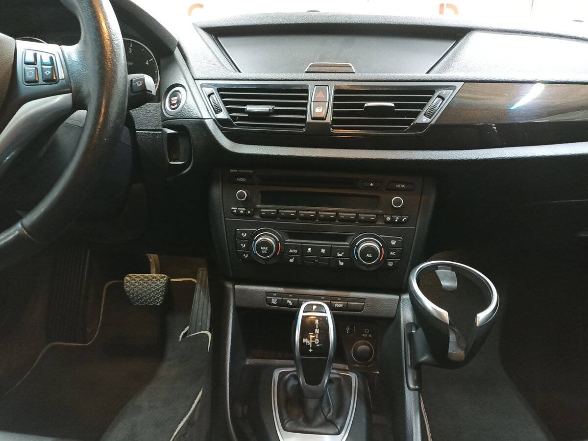 Купить BMW X1 с пробегом. Фото: #14