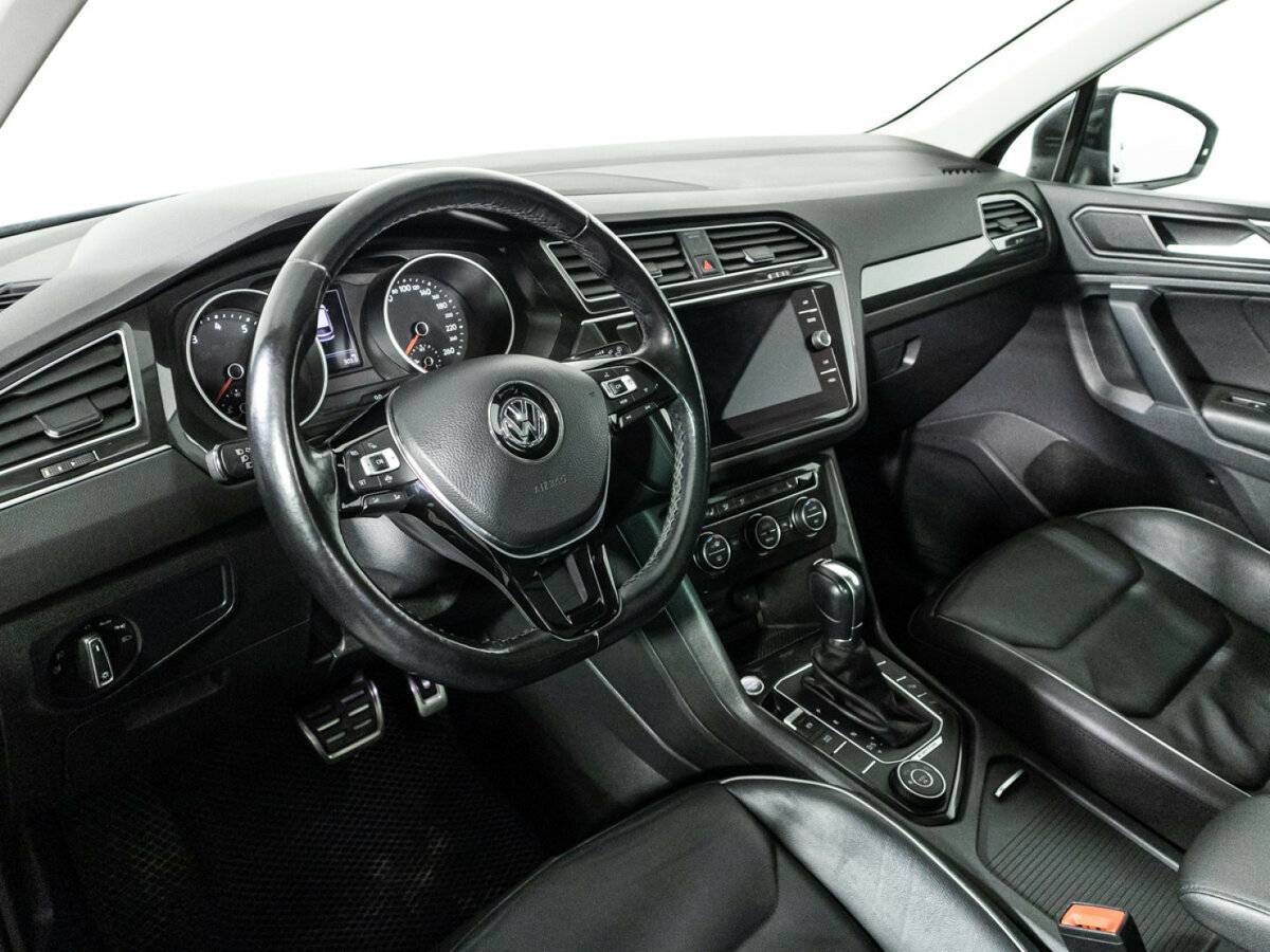 Купить Volkswagen Tiguan с пробегом. Фото: #10