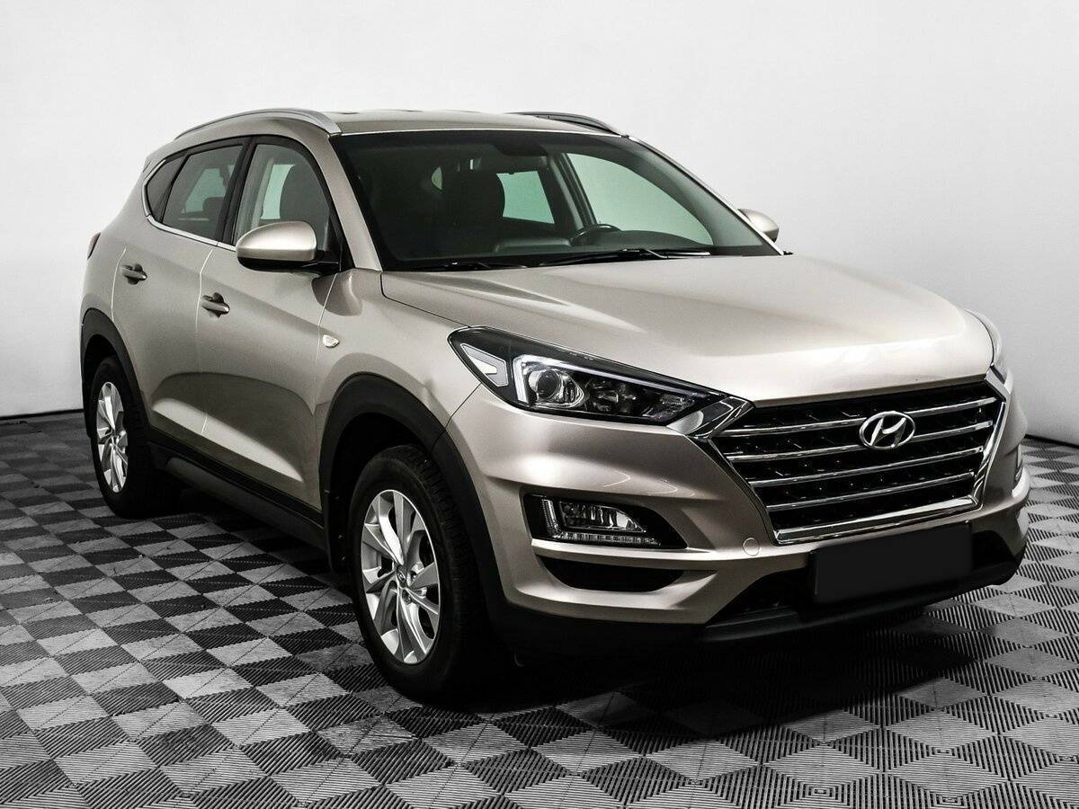 Купить Hyundai Tucson с пробегом. Фото: #2