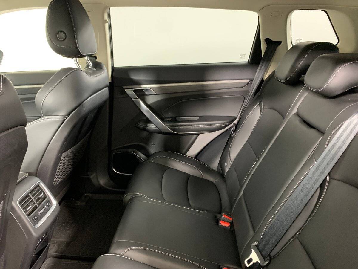 Купить Geely Atlas Pro с пробегом. Фото: #18