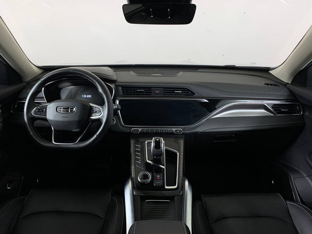 Купить Geely Atlas Pro с пробегом. Фото: #11