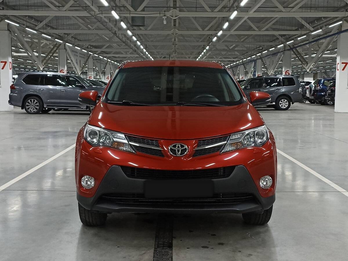 Купить Toyota RAV4 с пробегом. Фото: #1