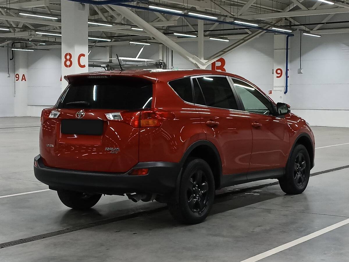 Купить Toyota RAV4 с пробегом. Фото: #4