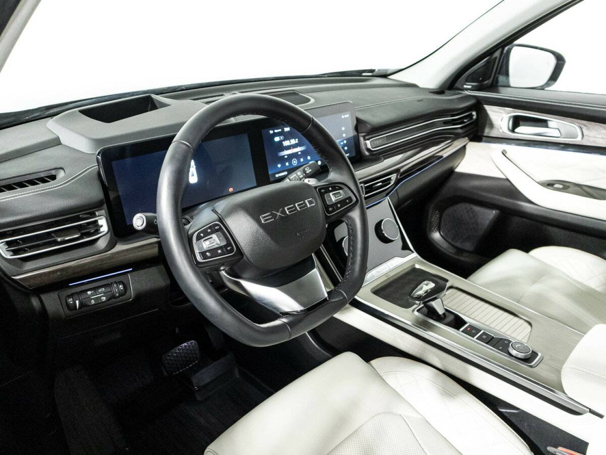 Купить EXEED VX с пробегом. Фото: #10