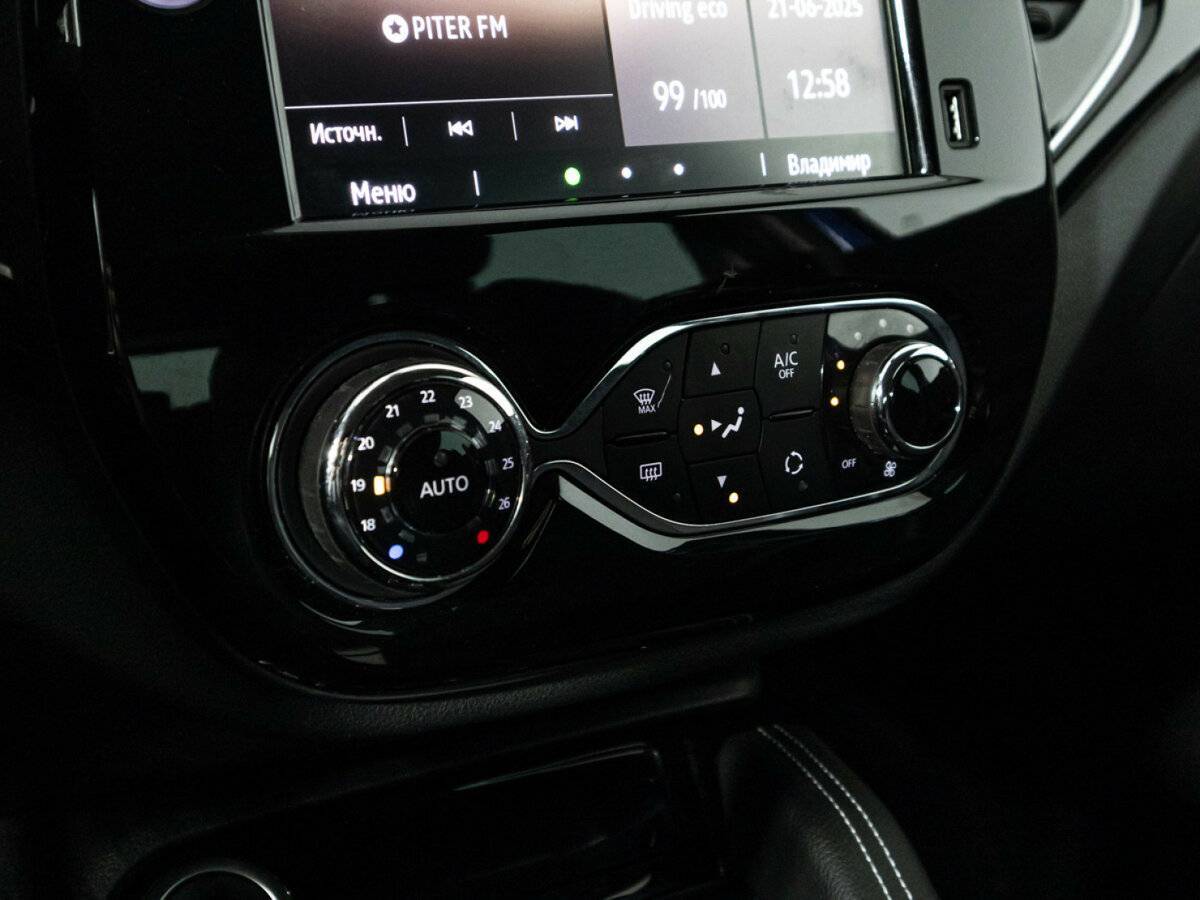 Купить Renault Kaptur с пробегом. Фото: #18