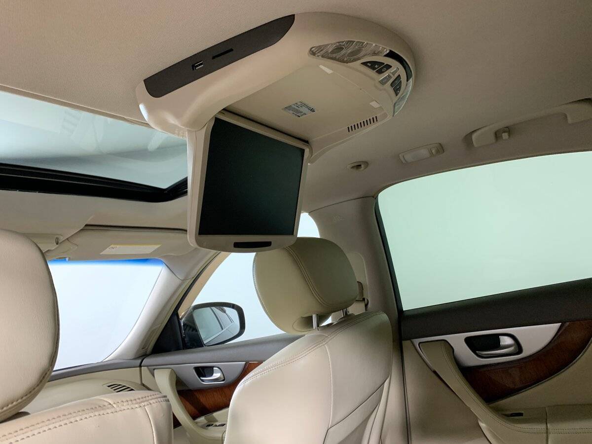 Купить Infiniti FX с пробегом. Фото: #15