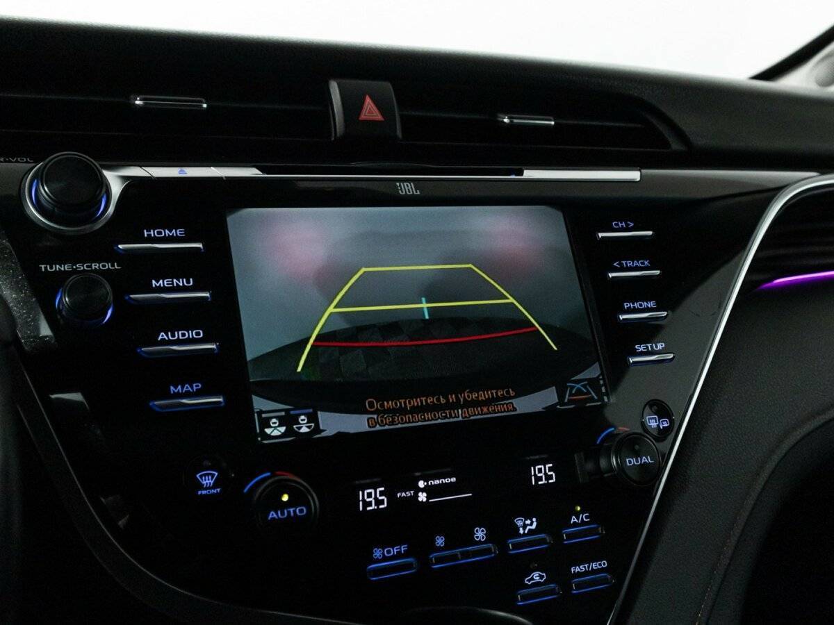 Купить Toyota Camry с пробегом. Фото: #15