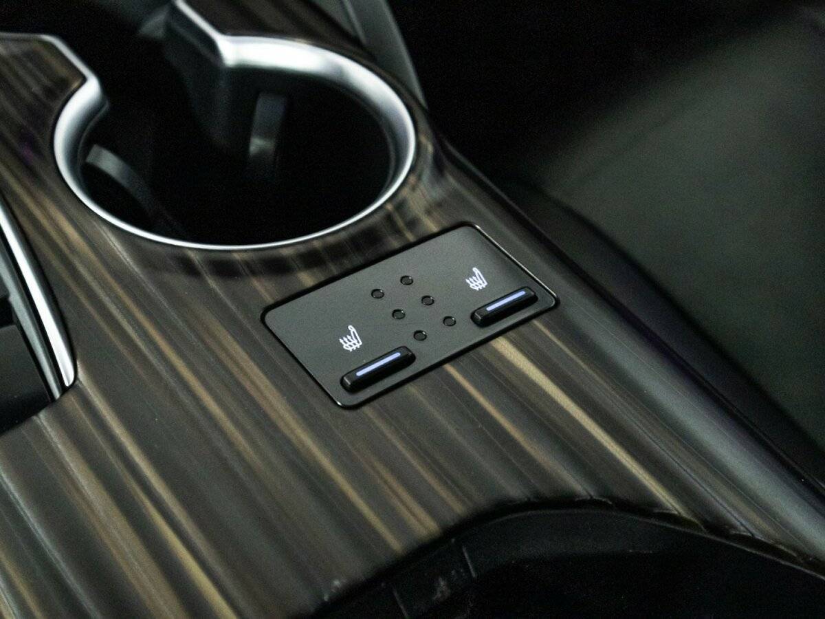 Купить Toyota Camry с пробегом. Фото: #17