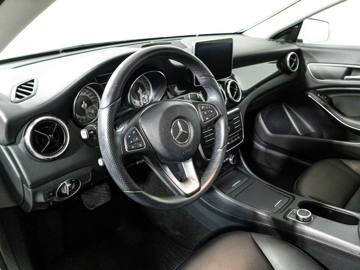 Купить Mercedes-Benz CLA с пробегом. Фото: #10