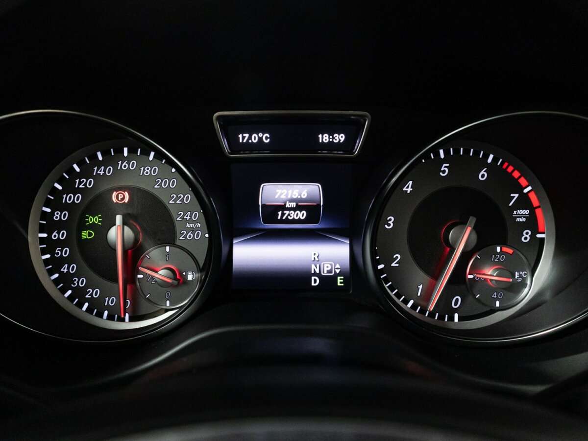 Купить Mercedes-Benz CLA с пробегом. Фото: #11