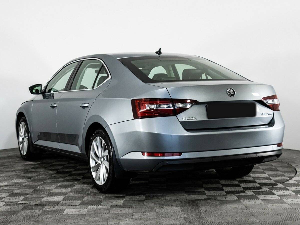 Купить Skoda Superb с пробегом. Фото: #6