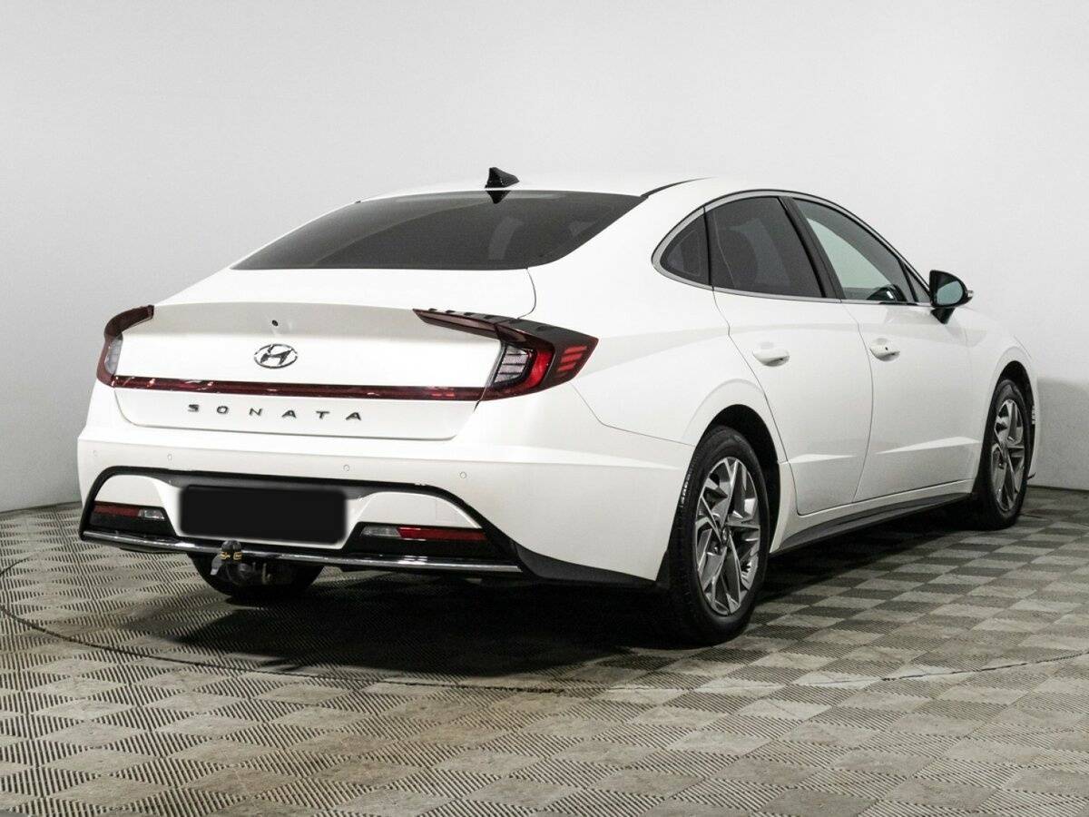 Купить Hyundai Sonata с пробегом. Фото: #4