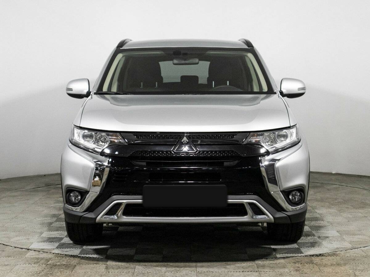 Купить Mitsubishi Outlander с пробегом. Фото: #1